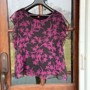 Vince Camuto top. Size 2X NWT‎